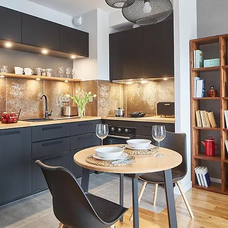 Zoliborz Arkadia By Renters Prestige Lägenhet