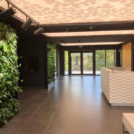 Διαμέρισμα Zoliborz Arkadia By Renters Prestige Βαρσοβία