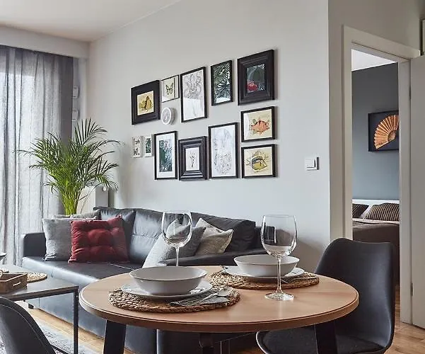 Zoliborz Arkadia By Renters Prestige Apartman Varsó